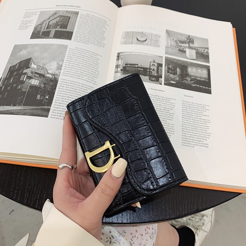 Interior Design Photo - Dompet baru untuk wanita, ringkas dan